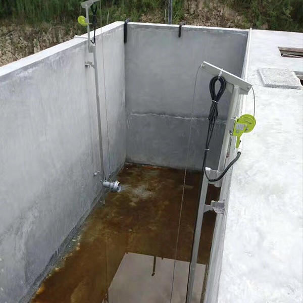 養(yǎng)殖場污水處理攪拌機現場